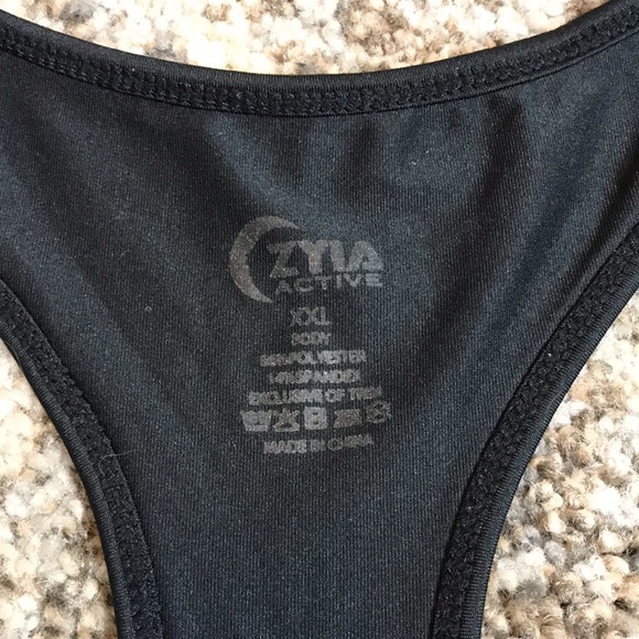 💙 Zyia Active Black Racerback Sports Bra - Picture 2 of 7